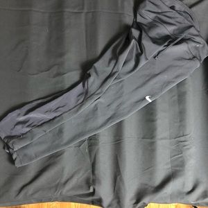 Nike Dri-fit leggings size M